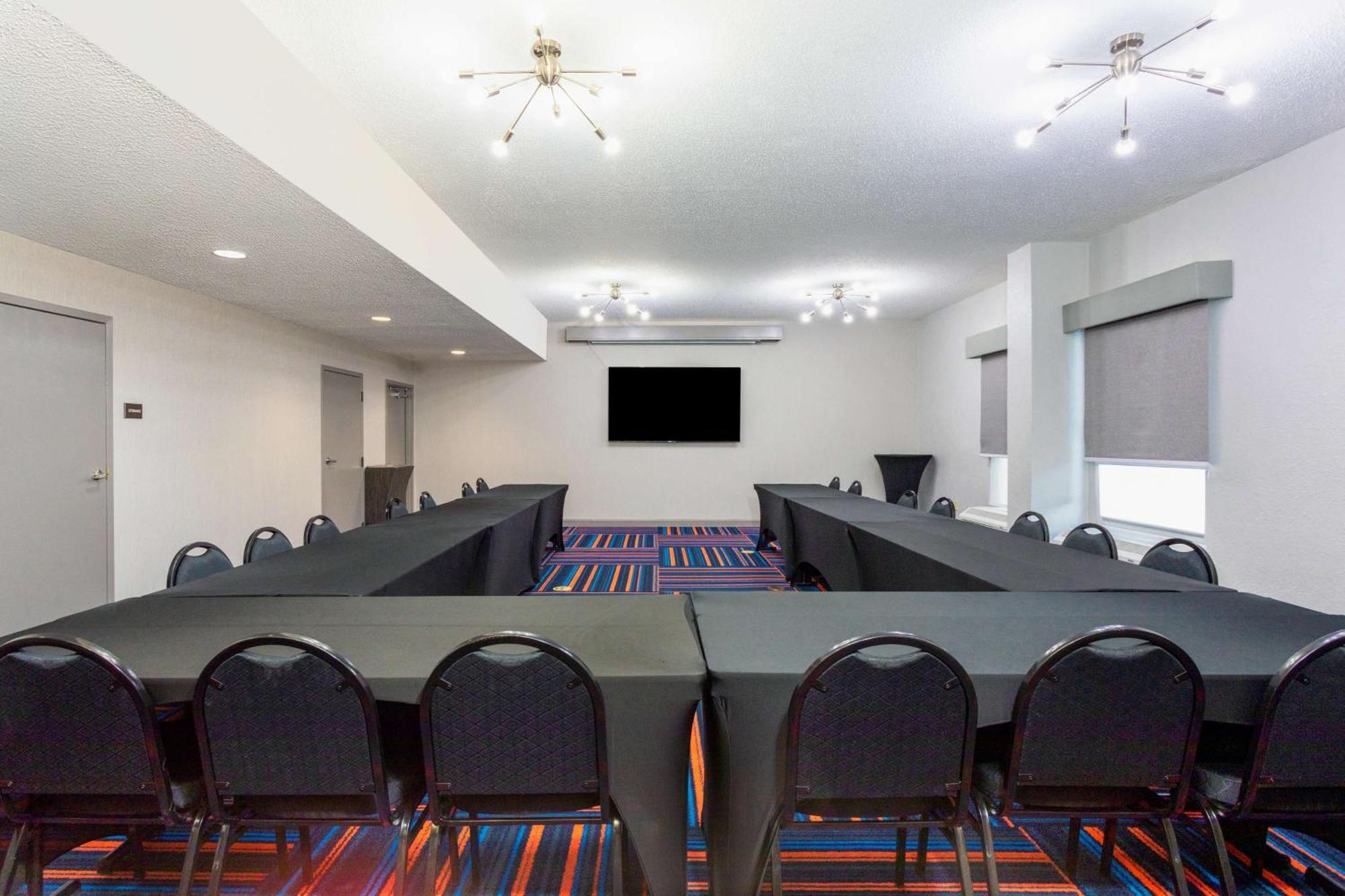 Hampton Inn Orlando-International Airport Extérieur photo